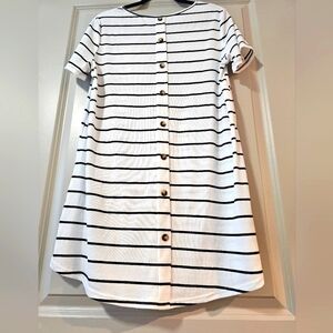 Buttons down back of Tshirt dress - NWOT